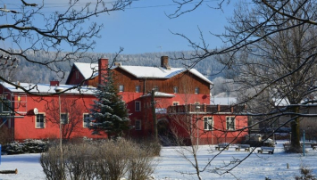 Noclegi w Bolesławowie koło Czarnej Góry dla 90 osób! - Pensjonat Bolko